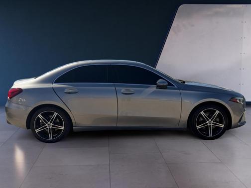 2019 Mercedes-Benz A-Class A 220