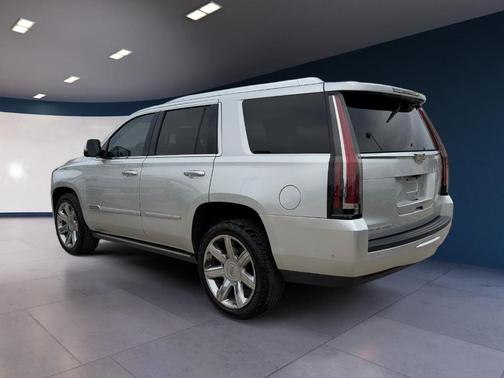2020 Cadillac Escalade Premium Luxury