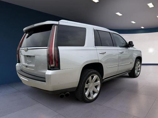 2020 Cadillac Escalade Premium Luxury