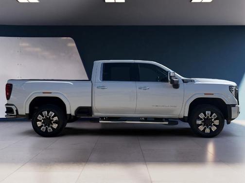 2024 GMC Sierra 2500 Denali