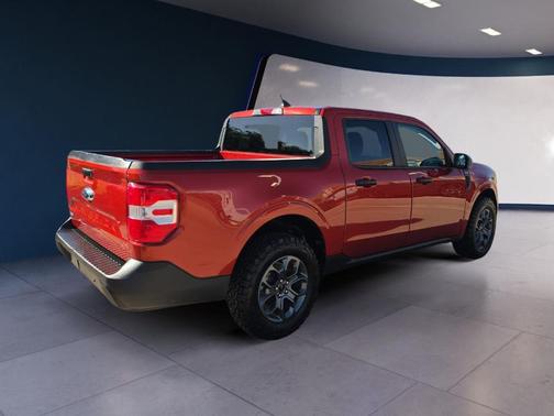 Hot Pepper Red Metallic Tinted Clearcoat 2024 Ford Maverick XLT