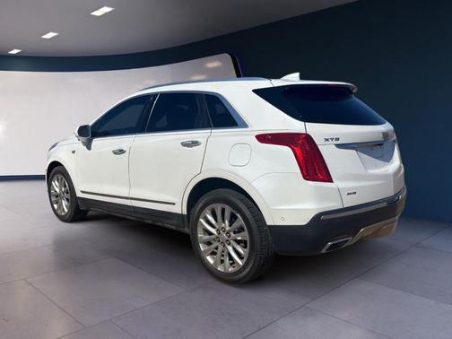 2018 Cadillac XT5 Platinum