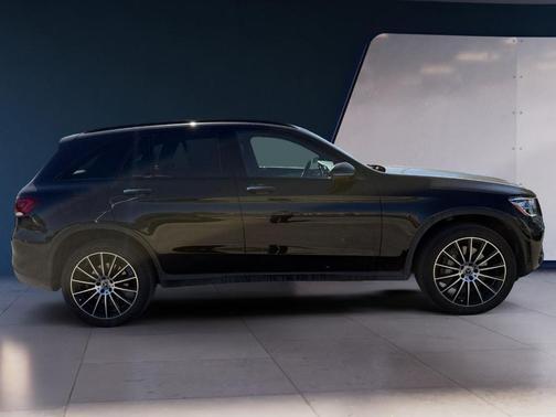 2022 Mercedes-Benz GLC 300 Base