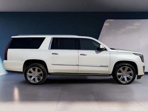 2018 Cadillac Escalade ESV Premium Luxury