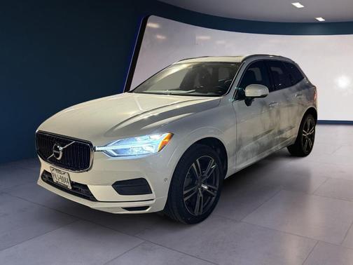 2018 Volvo XC60 T6 Momentum
