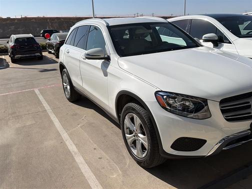 2018 Mercedes-Benz GLC 300 Base