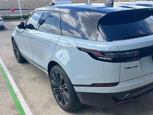 Arroios Grey 2026 Land Rover Range Rover Velar P400 Dynamic SE