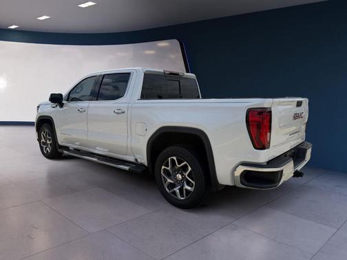 White Frost Tri-Coat 2024 GMC Sierra 1500 SLT