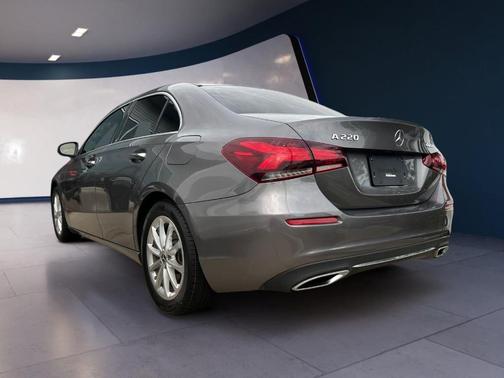 2021 Mercedes-Benz A-Class A 220 4MATIC
