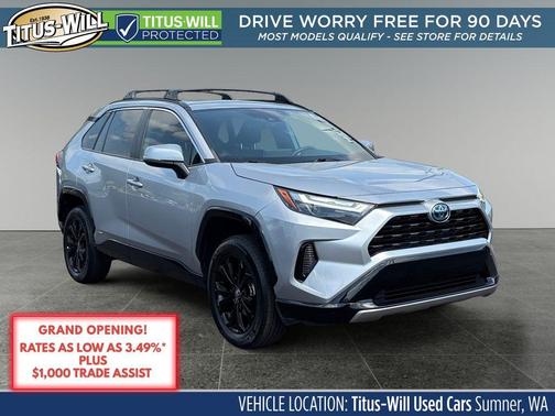 2022 Toyota RAV4 Hybrid SE