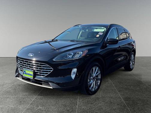 2021 Ford Escape Titanium
