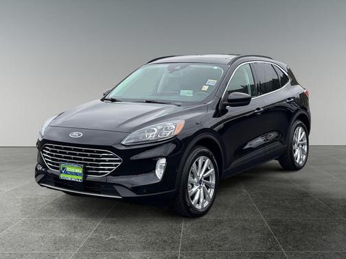 2021 Ford Escape Titanium