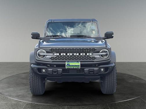 Gray Metallic 2025 Ford Bronco Badlands