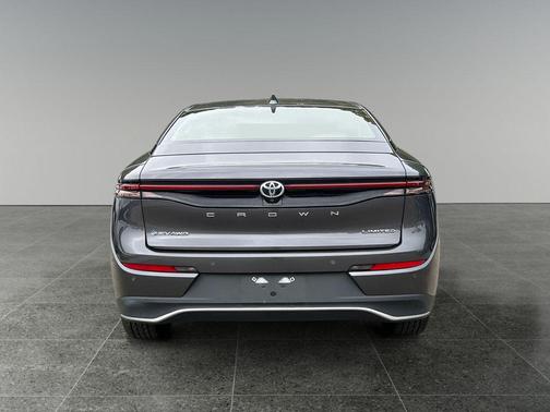 2024 Toyota Crown Limited