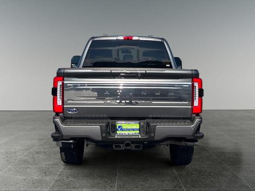 2023 Ford F-350 Platinum