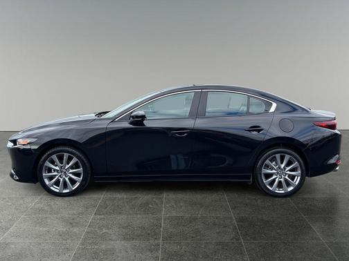 2025 Mazda Mazda3 FWD w/Preferred Package