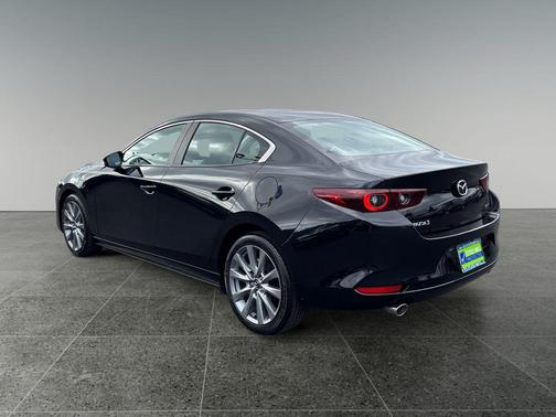 2025 Mazda Mazda3 FWD w/Preferred Package