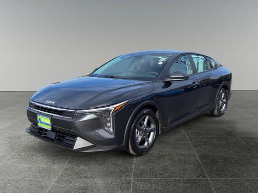 Interstellar Gray 2025 Kia K4 LXS