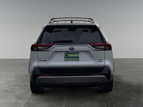 2022 Toyota RAV4 Hybrid SE