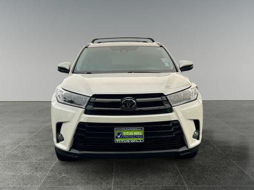 2018 Toyota Highlander SE
