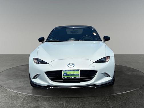 Ceramic White 2016 Mazda MX-5 Miata Club