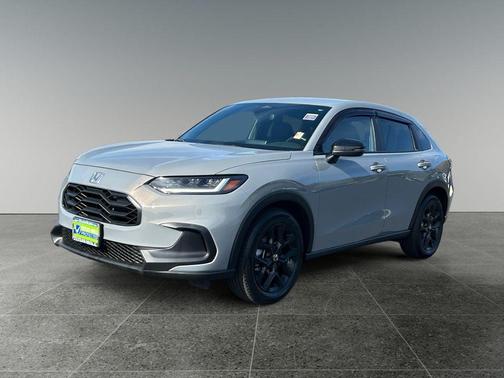 Crystal Black Pearl 2024 Honda HR-V Sport