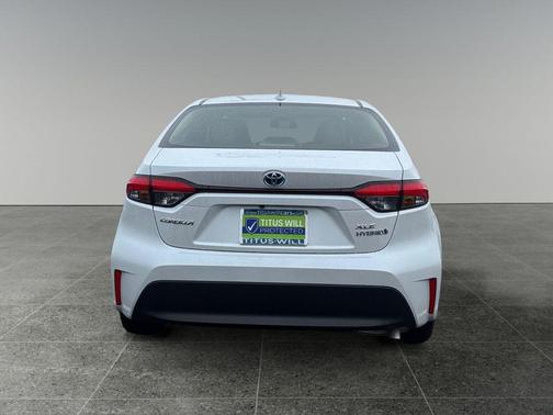 2023 Toyota Corolla Hybrid XLE