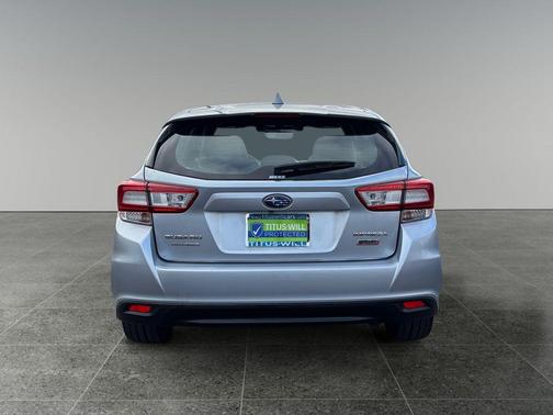 2017 Subaru Impreza 2.0i Sport