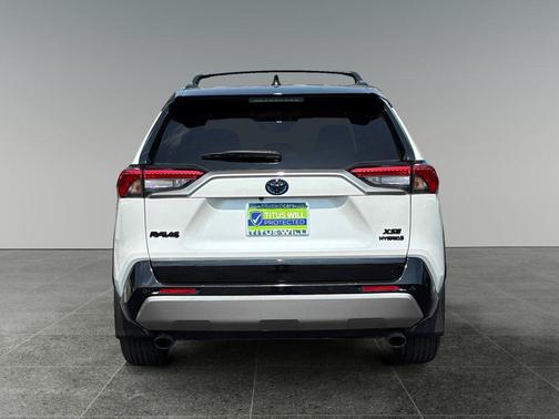 2023 Toyota RAV4 Hybrid SE