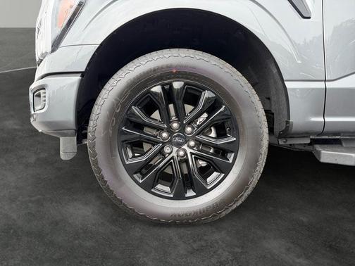 Carbonized Grey Metallic 2026 Ford F-150 Lariat