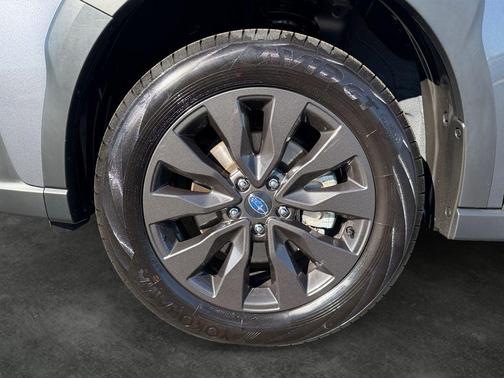 Magnetite Gray Metallic 2025 Subaru Outback Onyx Edition