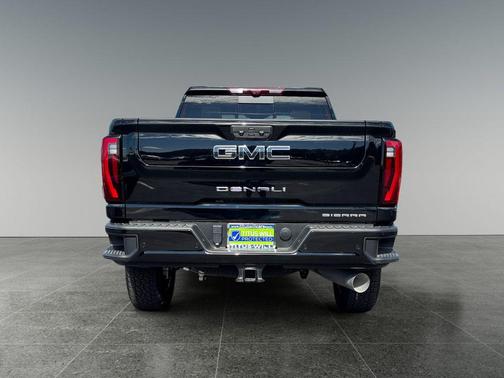 2024 GMC Sierra 2500 Denali Ultimate
