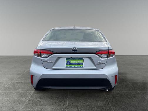 2024 Toyota Corolla Hybrid LE