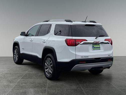 2019 GMC Acadia SLE-2