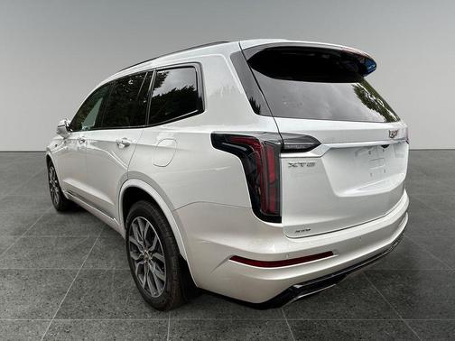 2023 Cadillac XT6 Sport AWD
