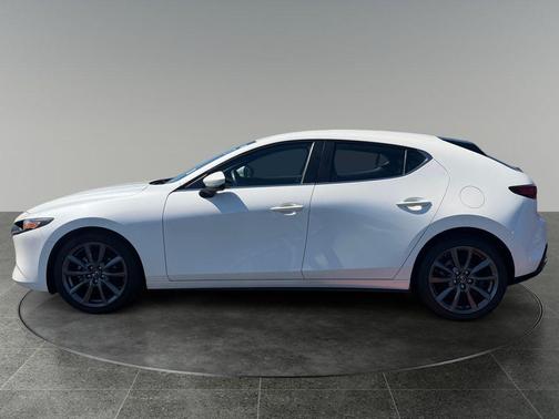 Snowflake White Pearl Mica 2020 Mazda Mazda3 FWD