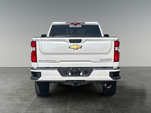 2022 Chevrolet Silverado 3500 High Country