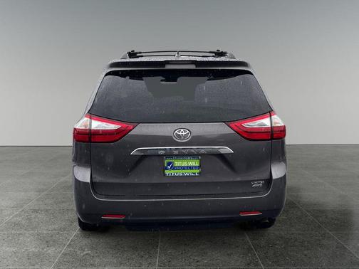 2018 Toyota Sienna Limited Premium