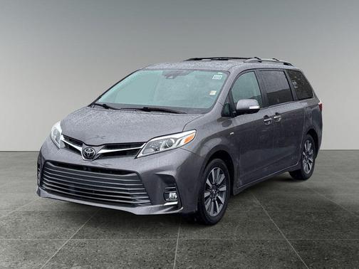 2018 Toyota Sienna Limited Premium