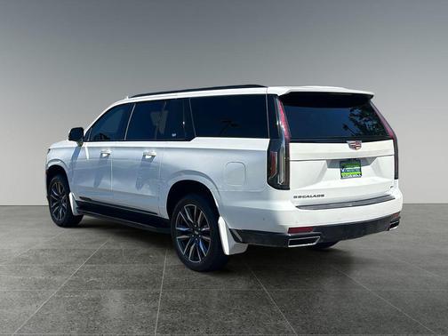 2021 Cadillac Escalade ESV Sport