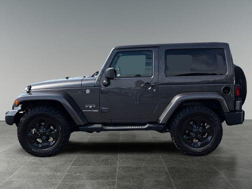 Granite Crystal Metallic Clearcoat 2018 Jeep Wrangler JK Sahara
