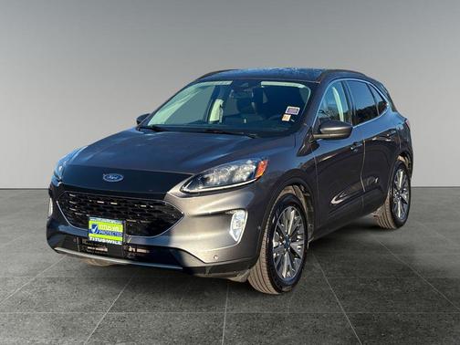 2021 Ford Escape Titanium