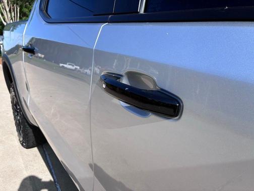 Silver Ice Metallic 2022 Chevrolet Silverado 1500 ZR2