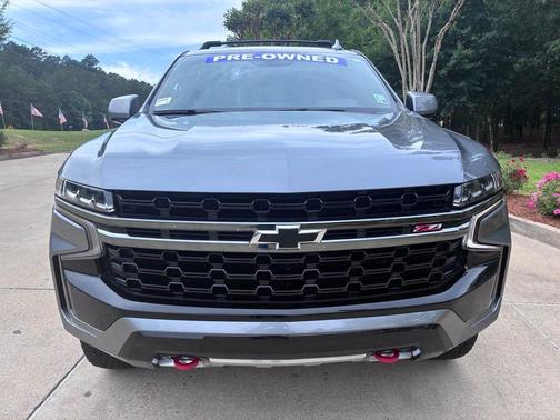 Satin Steel Metallic 2022 Chevrolet Suburban Z71