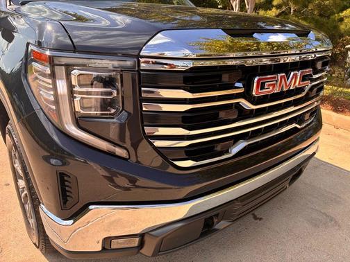 Titanium Rush Metallic 2025 GMC Sierra 1500 SLT