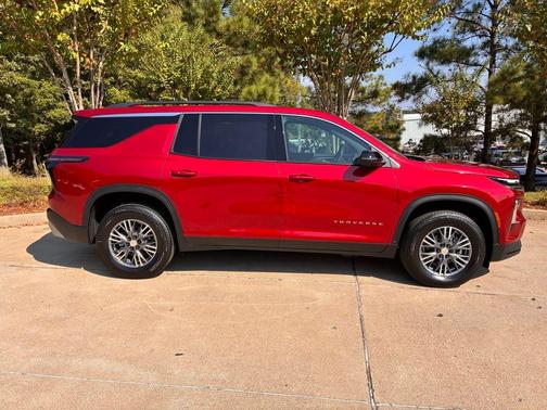 Radiant Red 2026 Chevrolet Traverse LT