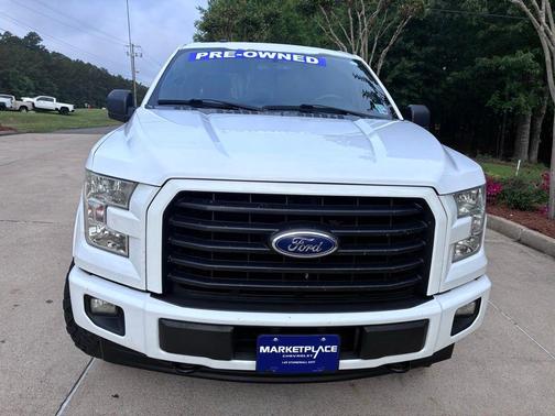 Oxford White 2017 Ford F-150 XLT