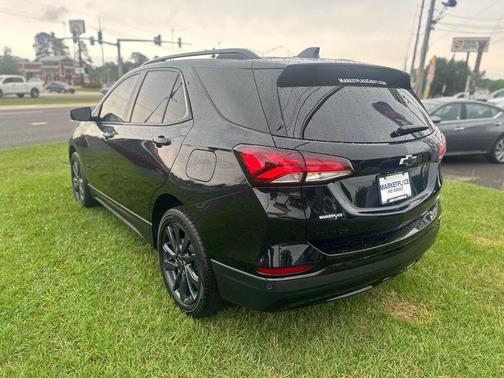 Mosaic Black Metallic 2024 Chevrolet Equinox RS