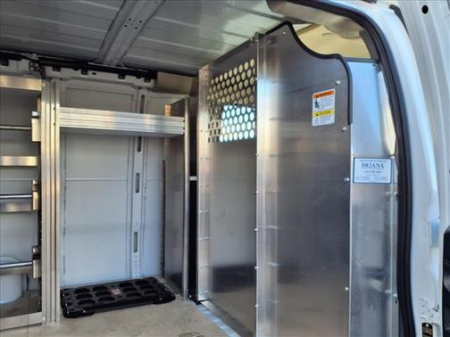 2025 Chevrolet Express 2500 2500