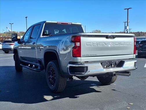 2026 Chevrolet Silverado 3500 LT